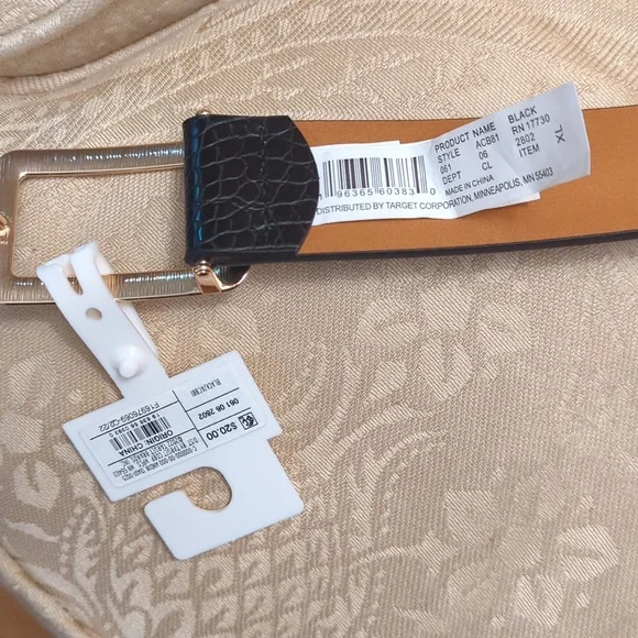 New with tags! XL Black PU/Bonded Leather Belt - Picture 4 of 5